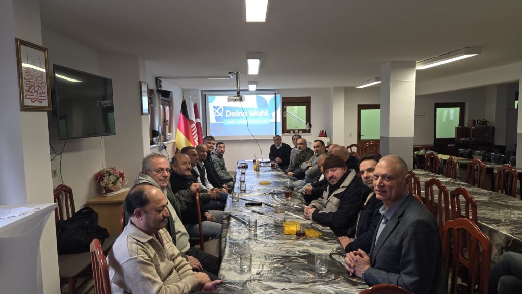 WEIDEN’DE YEREL SEÇİM BİLGİLENDİRMESİNE YOĞUN İLGİ