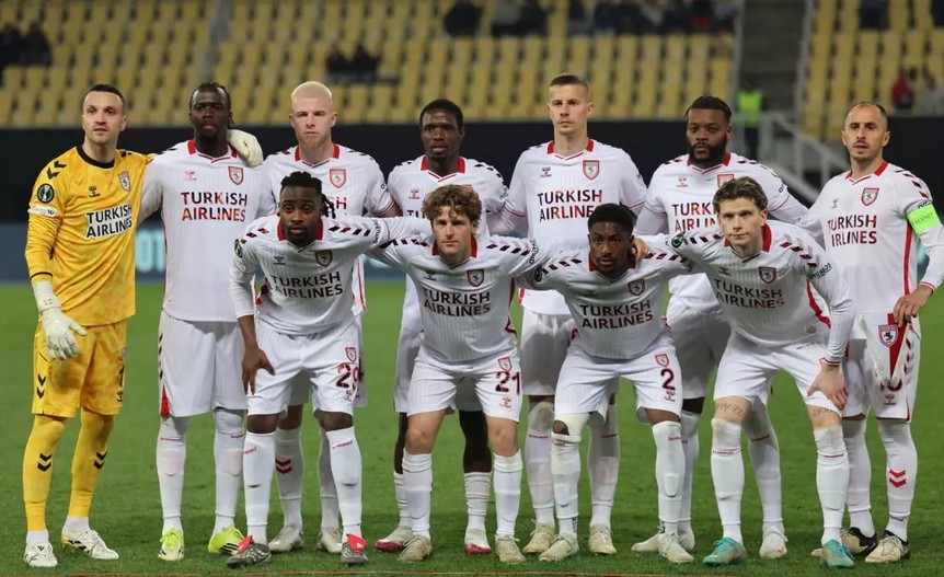 SAMSUNSPOR SHKENDİJA’YI DEPLASMANDA DEVİRDİ, RÖVANŞ ÖNCESİ AVANTAJI KAPTI!