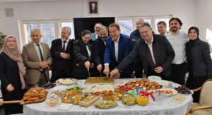 FÜRTH’TE BAKLAVALI BAYRAM KUTLAMASI