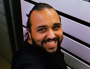 ÜNLÜLERİN FOTOĞRAFÇISI KAAN DENİZ’İN SANAT YOLCULUĞU