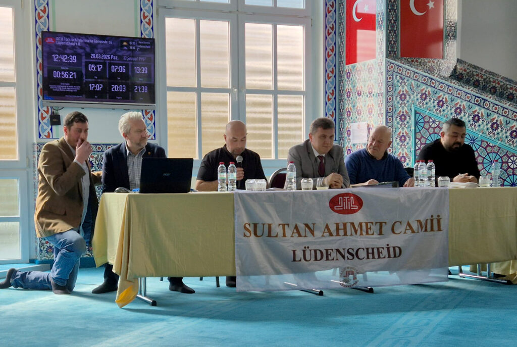 LÜDENSCHEİD SULTAN AHMED CAMİİ’NDE ANLAMLI VEDA