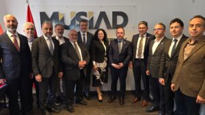 KUZEY BAVYERA MÜSİAD’DA BAYRAK DEĞİŞİMİ: YENİ BAŞKAN TAHİR AKSU