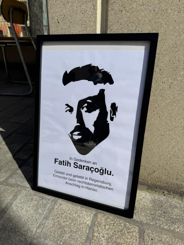 REGENSBURG’DA KALICI FATİH SARAÇOĞLU MEYDANI TALEBİ