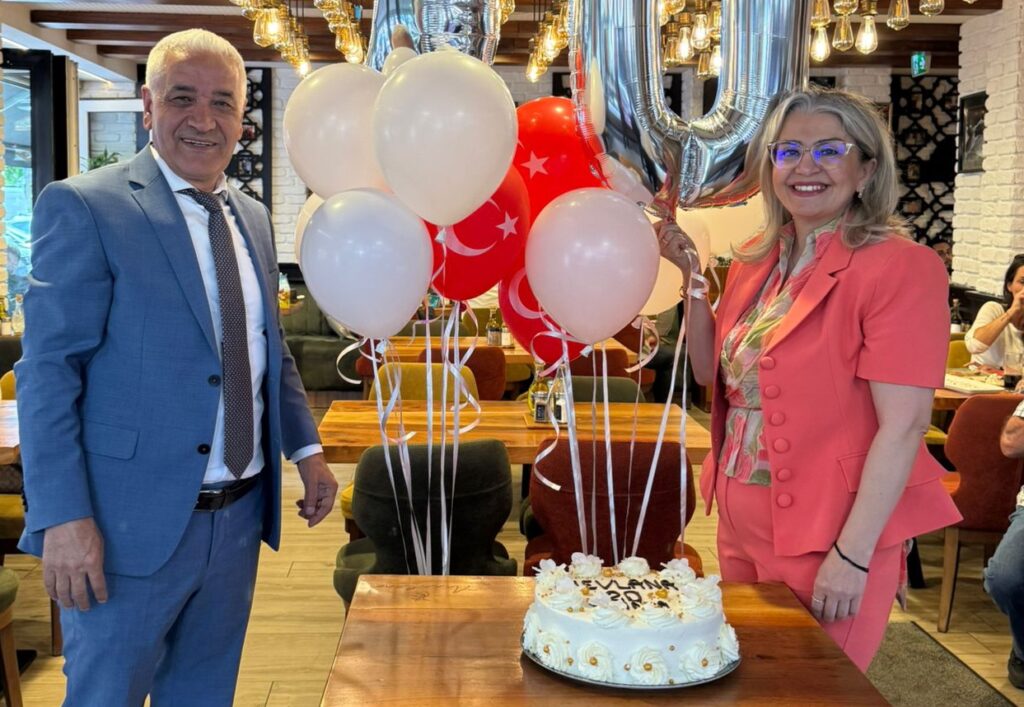 MEVLANA RESTORAN 20 YILDIR LEZZETİN VE VEFA’NIN ADRESİ OLDU