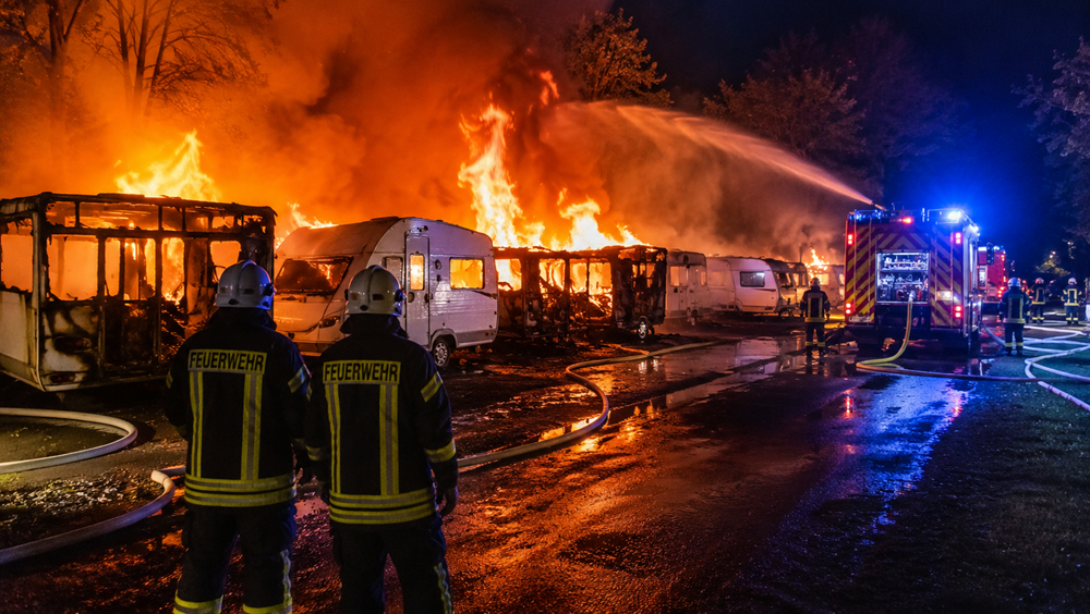 Eschenbach’taki kamp alanı yangınında bir kişi hayatını kaybetti: Polis tanık arıyor