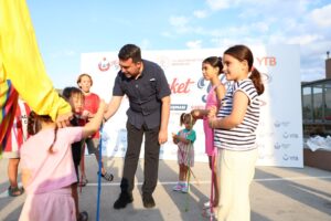 Memleket yolunda gurbetçilere sıcak karşılama