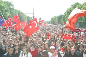 Almanya’da Müslüman nüfus araştırması tartışma yarattı: Türkler yine odağa yerleşti!