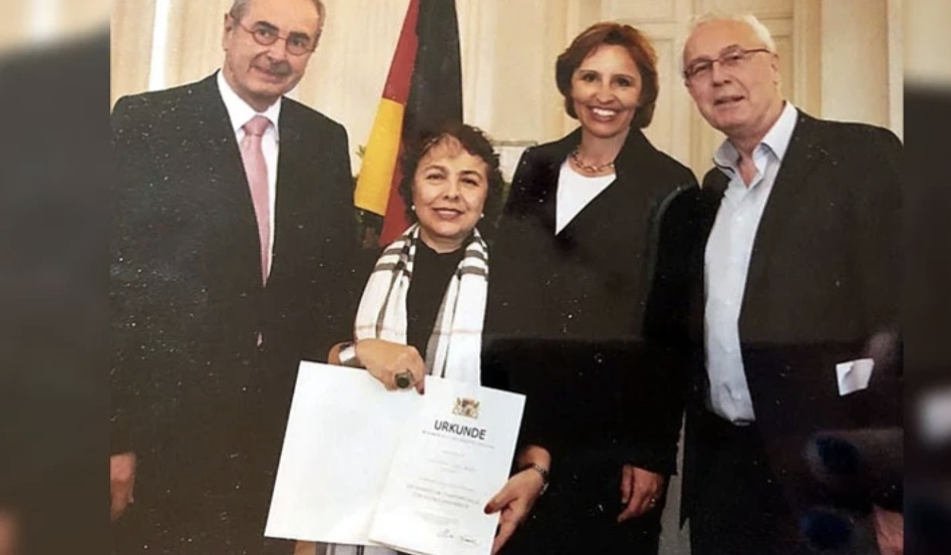 Gülseren Suzan Menzel’den Türk Danış’a vefa dolu yazı: „Göç tarihimizin sessiz kahramanı“