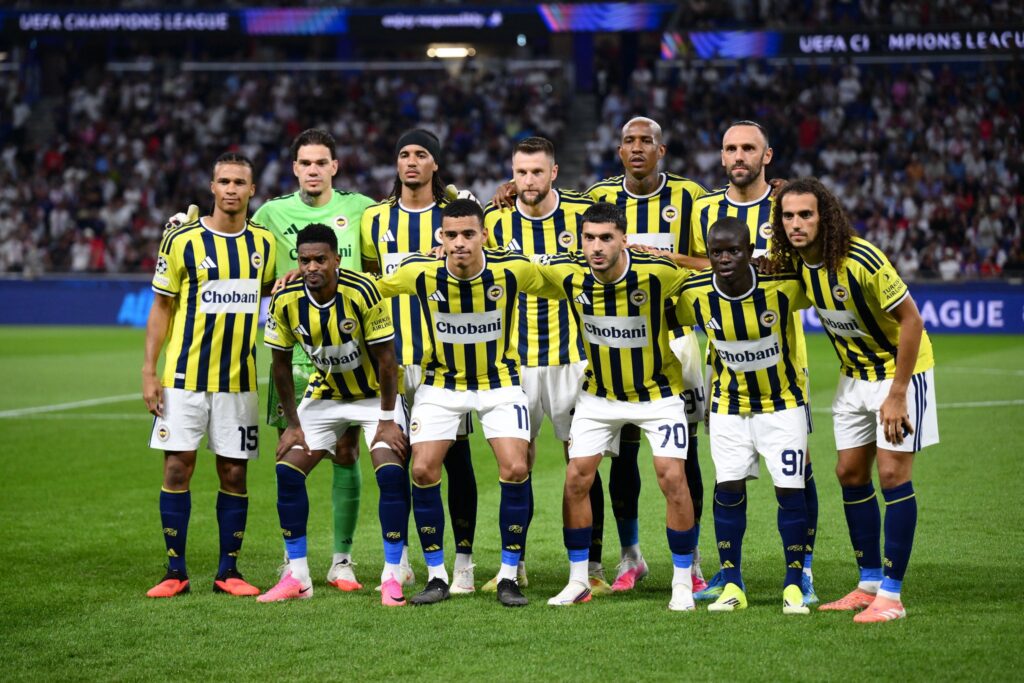 Fenerbahçe 18 yıl sonra Şampiyonlar Ligi’nde!